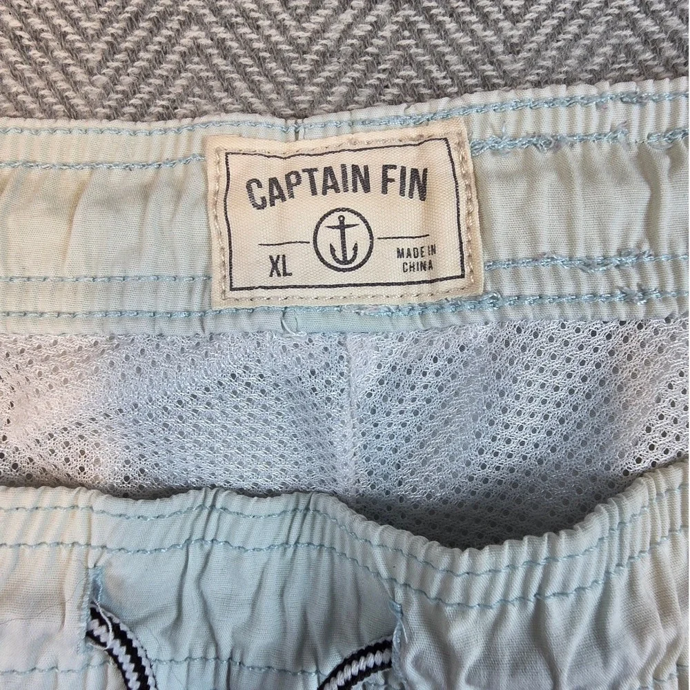 Captain Fin Mens XL Board Shorts Light Blue Mesh Lined Swim Trunks Nautical